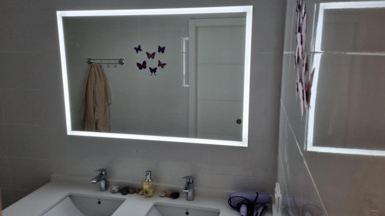 Fabuloso Apartamento,1A Linea De Playa A Estrenar. موخاكار المظهر الخارجي الصورة
